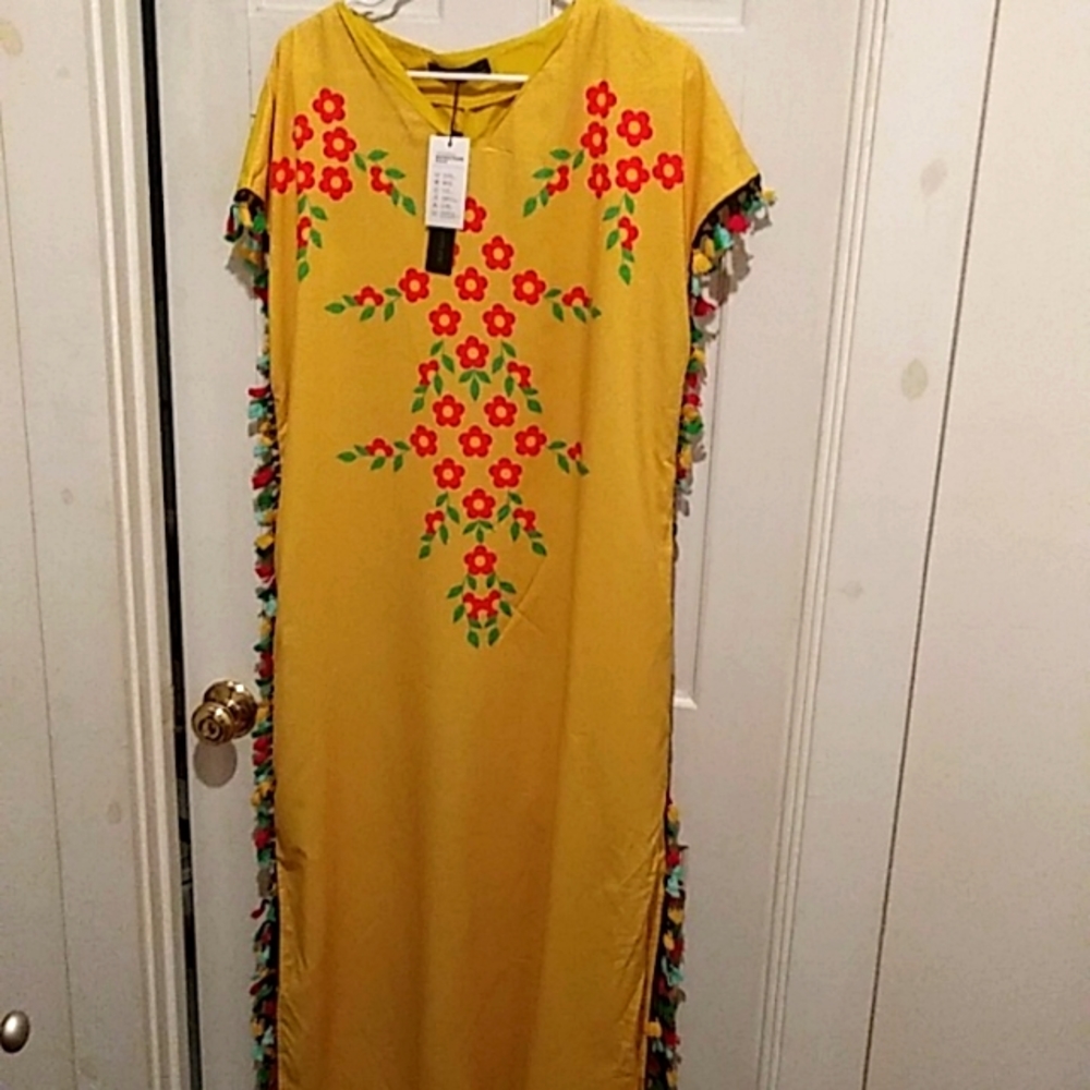 Colorful Kaftan with tassels